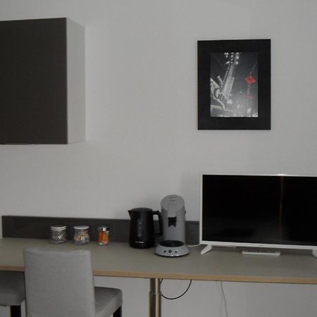 # Studio Bon Emplacement Avec Parking # Illzach Luaran gambar
