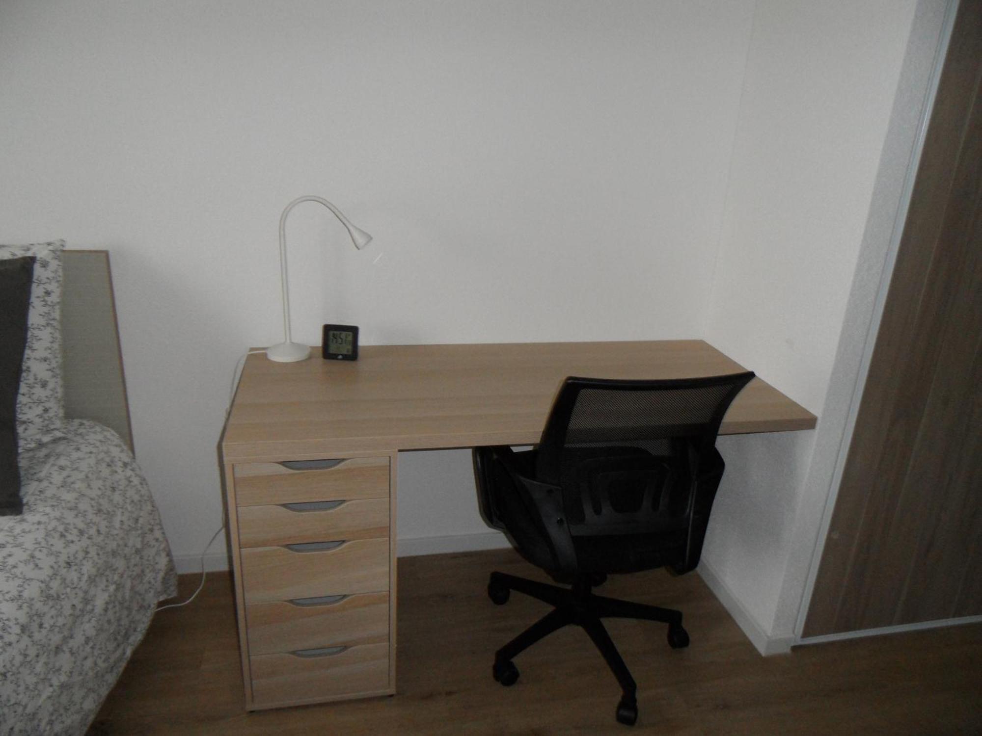# Studio Bon Emplacement Avec Parking # Illzach Luaran gambar